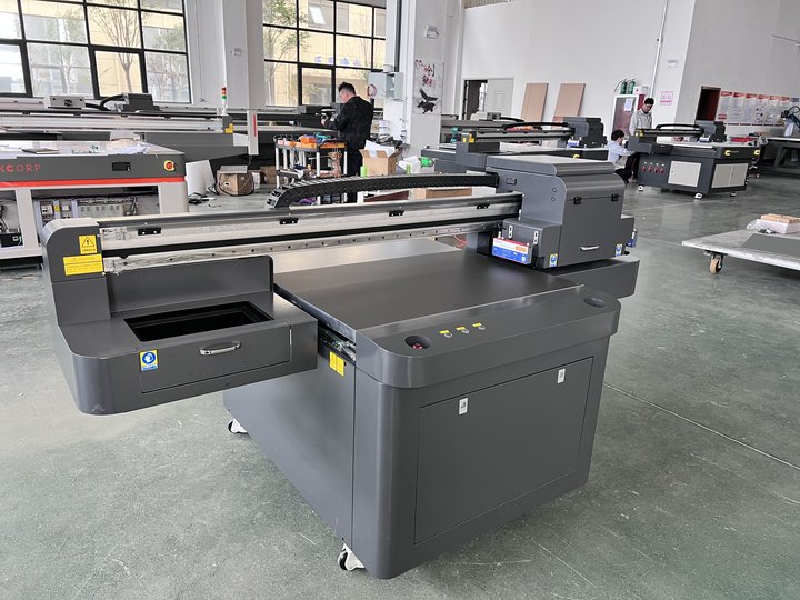 Stampante UV a Getto d'Inchios - Uv Flatbed Printer recensione e prezzo